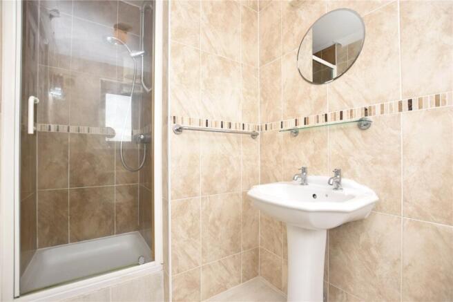 4 bed Detached for sale Image 7