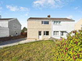 39, Myddynfych Drive, Ammanford SA18 2EB