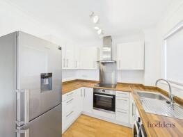 7, 135 Wellingtonia House, Church Road, Addlestone KT15 1RL