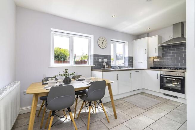 Kitchen/Dining
