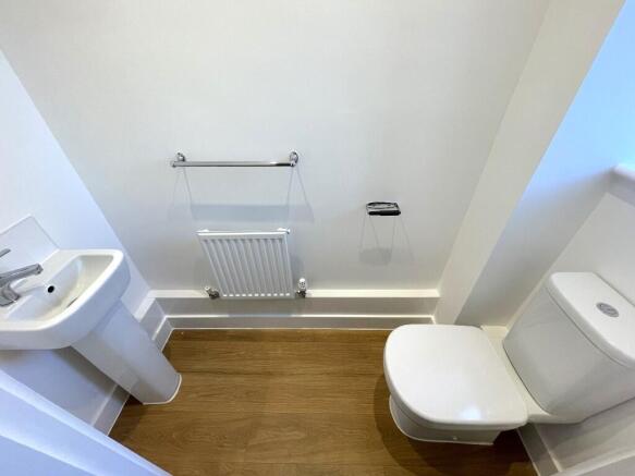 3 bed Semi-Detached to rent Image 7