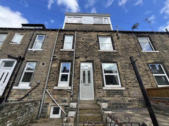 3 bed Terraced for sale Image 11