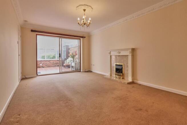 Lounge Dining Room to rear