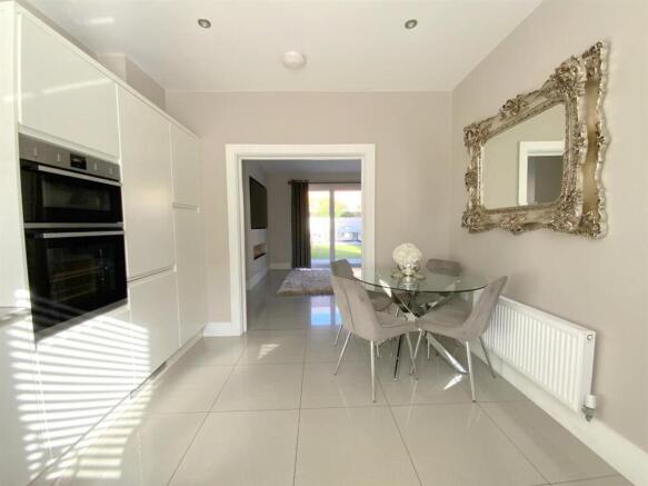 The Maples, Humberston, Grimsby photo 5