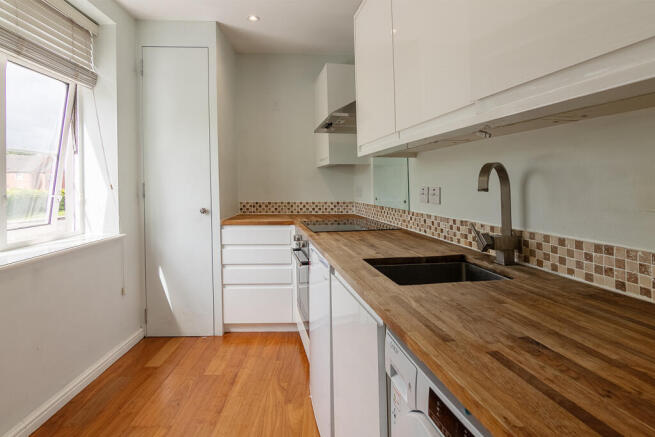 Brook Court, Alcester Road, Stratford-upon-avon photo 4