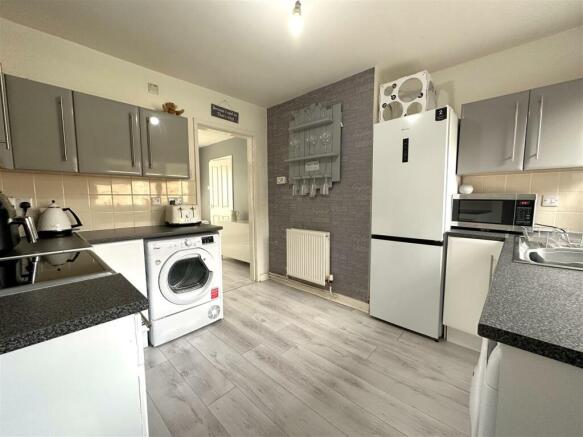Kitchen 012
