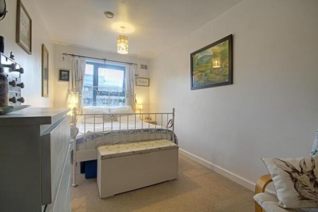 Bedroom 1 (Double)