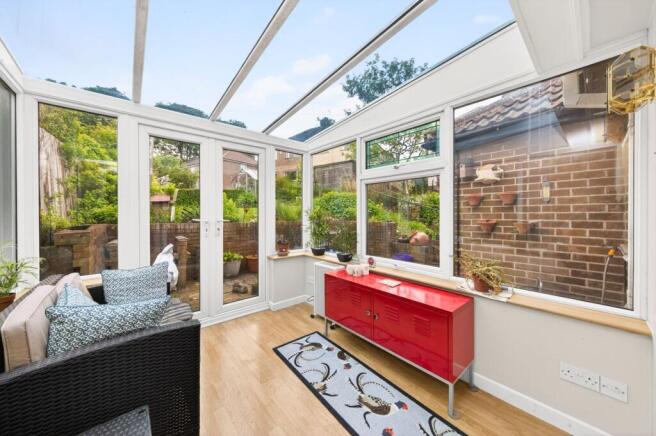 2 bed Bungalow for sale Image 11