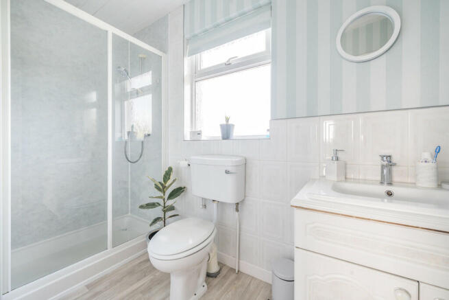 En-Suite Shower R...