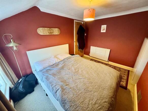4 bed Terraced for sale Image 6