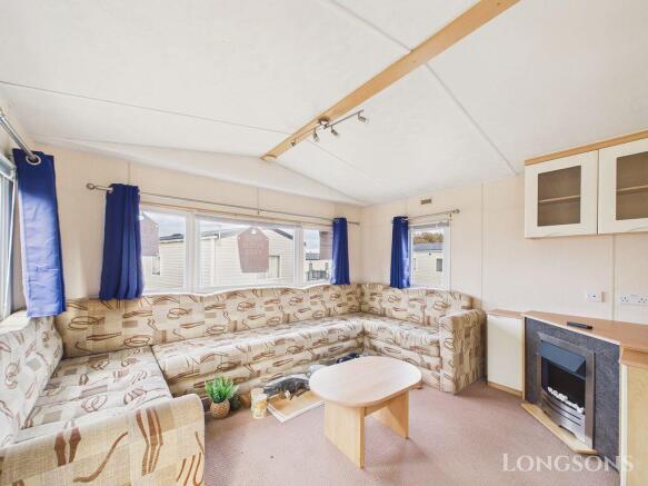 Cam02173g0 Pr0354 Still032