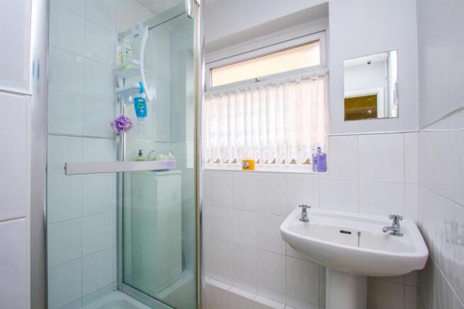 Shower Room..jpg