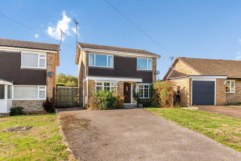Cherrys Close, Bloxham - No onward chain
