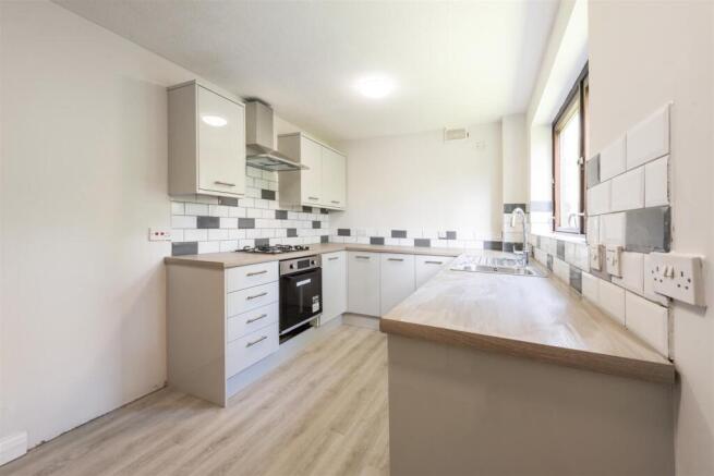 27 Alderwood Place, Princes Way, Solihull, West Mi