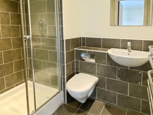 2 bed Apartment for sale Image 5
