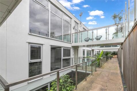 Sunny Mews, Primrose Hill, London, NW1