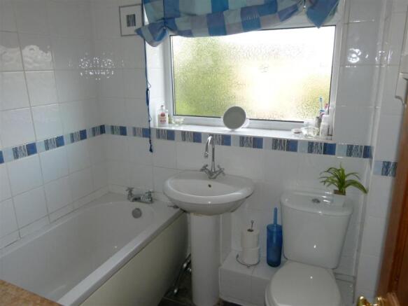 HOUSE BATHROOM
