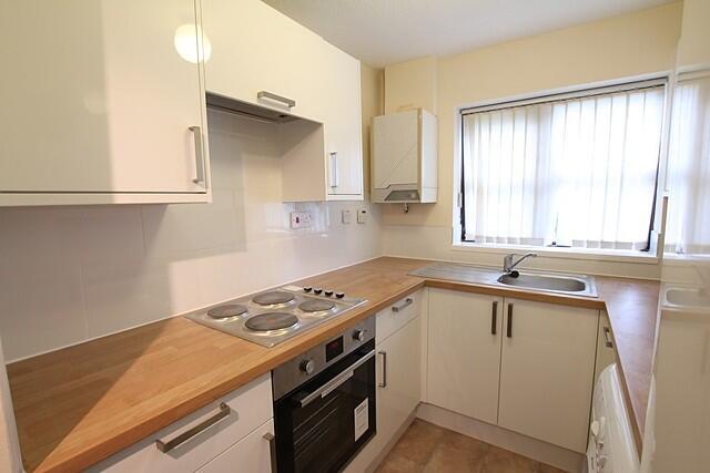 Kitchen (Main)