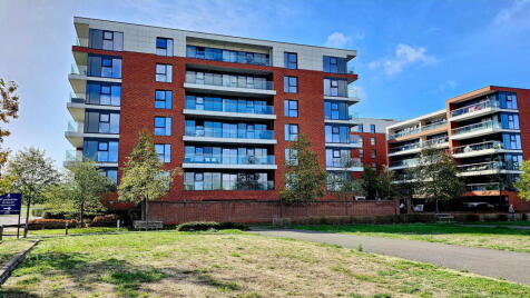 Lockinge House, Kingman Way, Newbury RG14 7GR