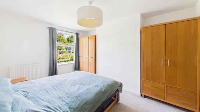 2 bed Apartment for sale Image 9