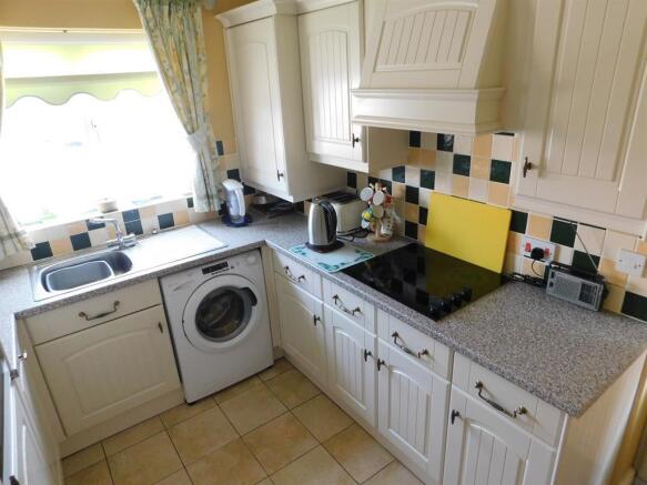 Kitchen 1