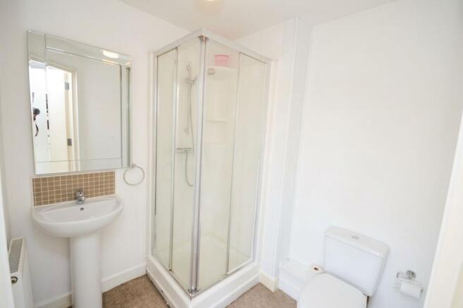 2 bed Terraced to rent Image 8