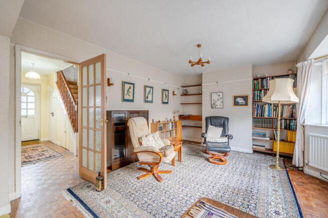 Bramley Way, Ashtead, KT21 photo 2