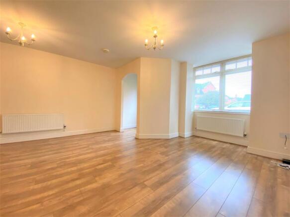 07 Living room.jpg