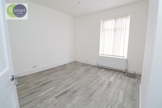 3 bed Terraced for sale Image 7