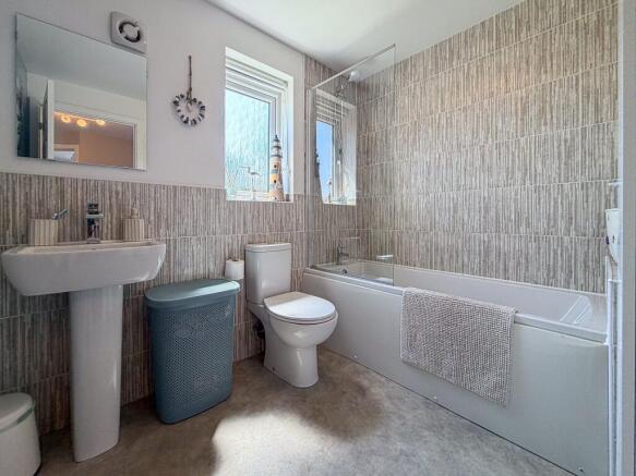 Wooler Drive, The Middles, Stanley photo 4