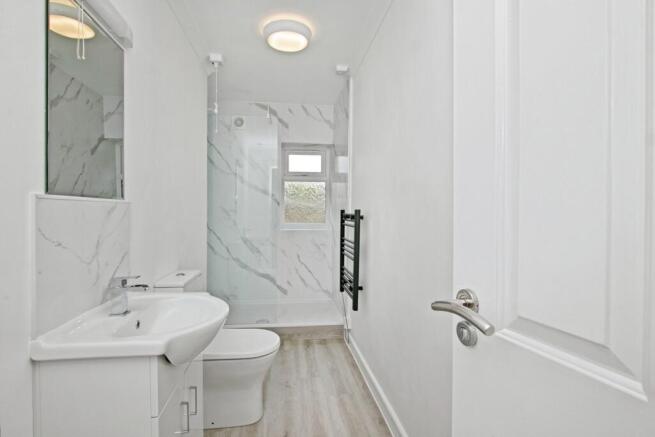 Shower/Cloakroom