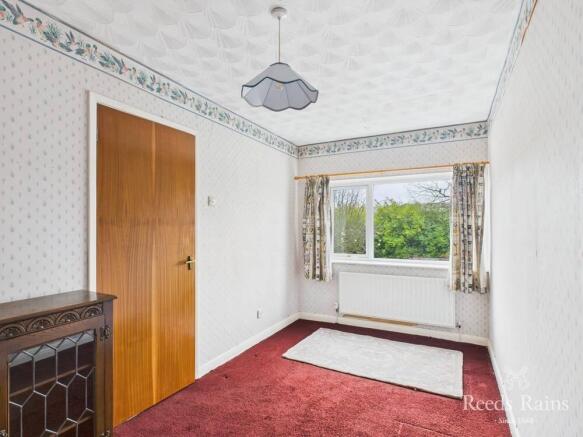 4 bed Semi-Detached for sale Image 11