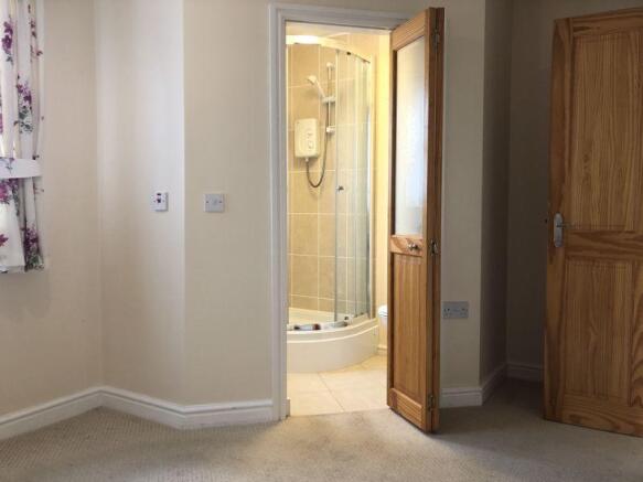 Bed 1 / En-Suite
