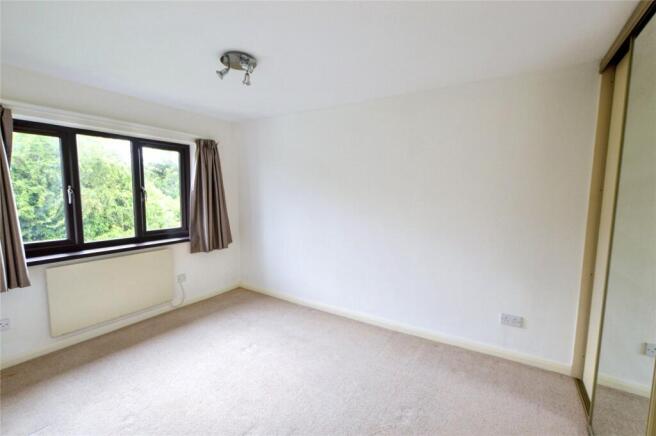 2 bed Apartment for sale Image 6
