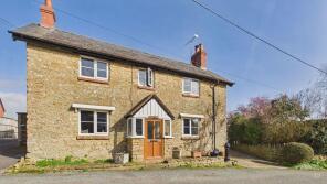 Conigar, Claycastle, Haselbury Plucknett, Crewkerne TA18 7PB