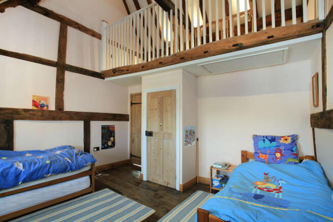 Photo 23