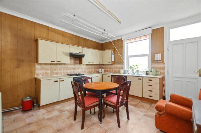 4 bed Terraced for sale Image 4