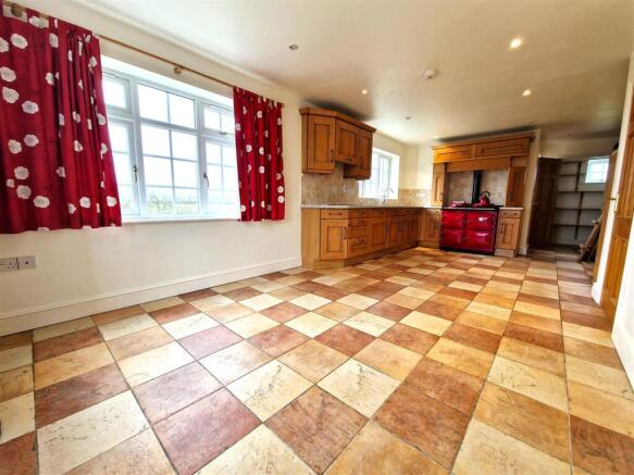 Brook House - Kitchen diner.jpg