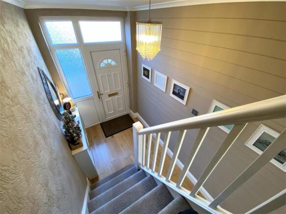 Inviting Entrance Hall 897