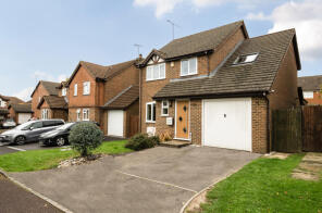 22, Yorkshire Place, Warfield, Bracknell RG42 3XE