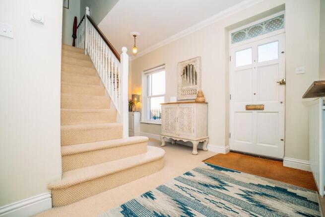 1 Corsbie Close, Bury St. Edmunds [Entrance Hall] 