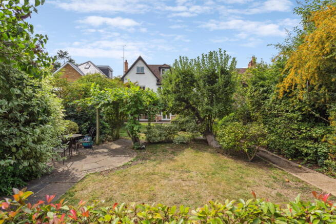 Wellington Road, Hatch End photo 4