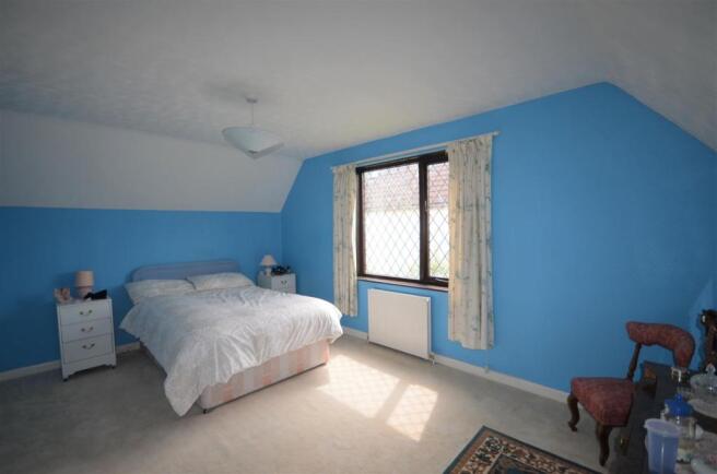 Master Bedrom