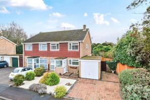 11, Graylands Close, Horsell, Woking GU21 4LR