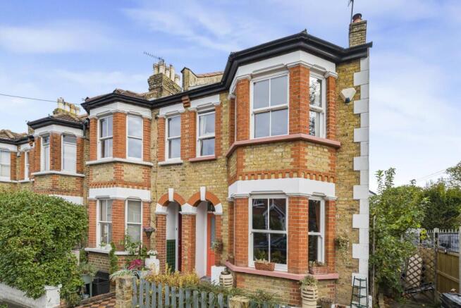 3-bed terraced on Cowper Road, Bromley, £550,000