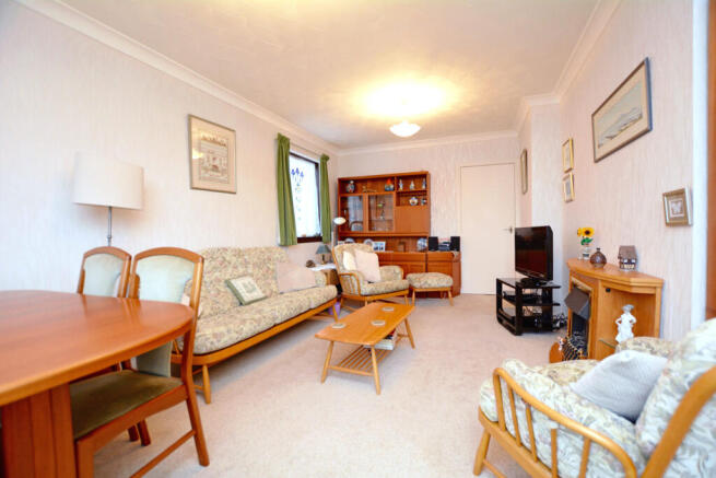 21 Northacre, Kilwinning, KA13 7DS photo 4