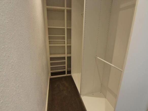 bedroom 1 storage