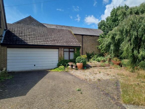 GARAGES