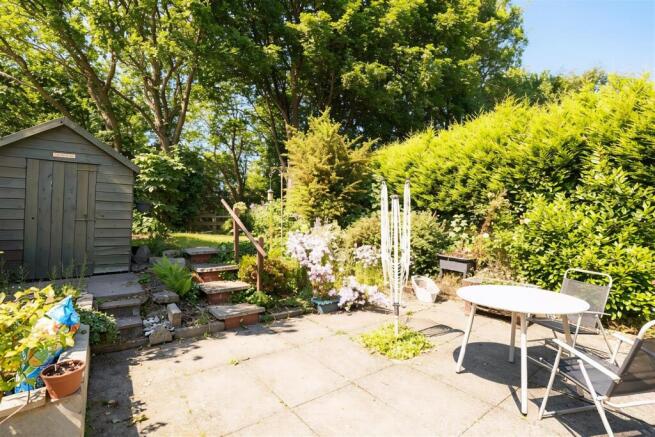 3 bed Semi-Detached for sale Image 4