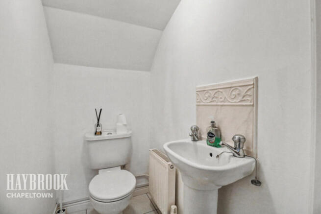 3 bed Detached for sale Image 11